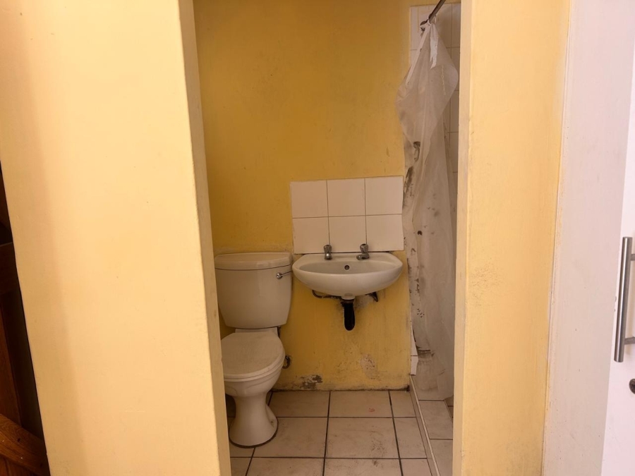 Commercial Property for Sale in Quigney Eastern Cape